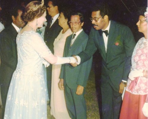 Chief meets the queen